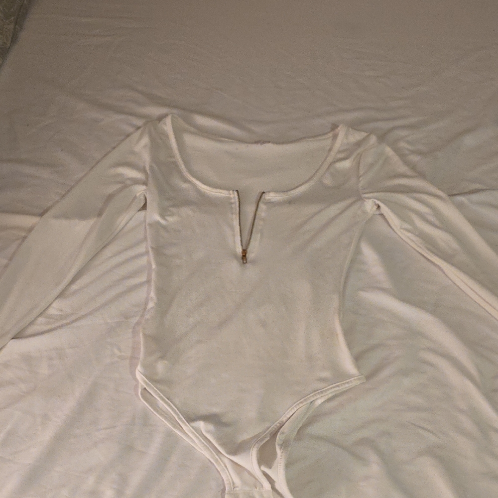 Love Cream Zipper Bodysuit